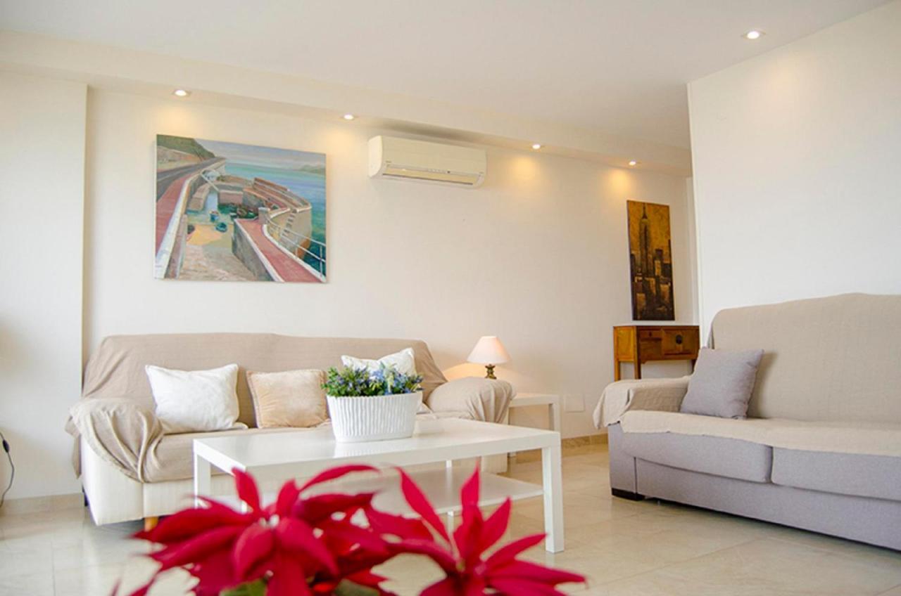 Apartamentos Terrasol 1ª Linea Playa Los Angeles Торре-дель-Мар Екстер'єр фото
